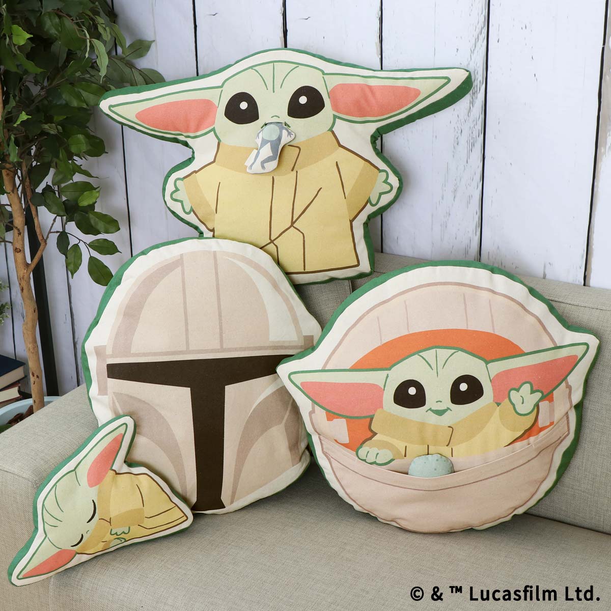 STAR WARS GROGU CUTEST IN THE GALAXY ダイカットクッション グローグーとカエル