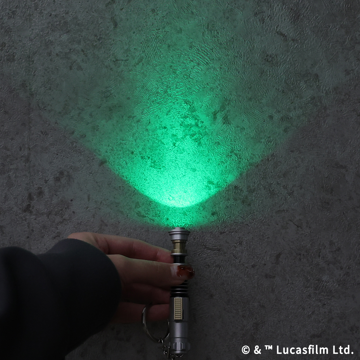 STAR WARS 光るライトセーバーキーリング ルーク・スカイウォーカー