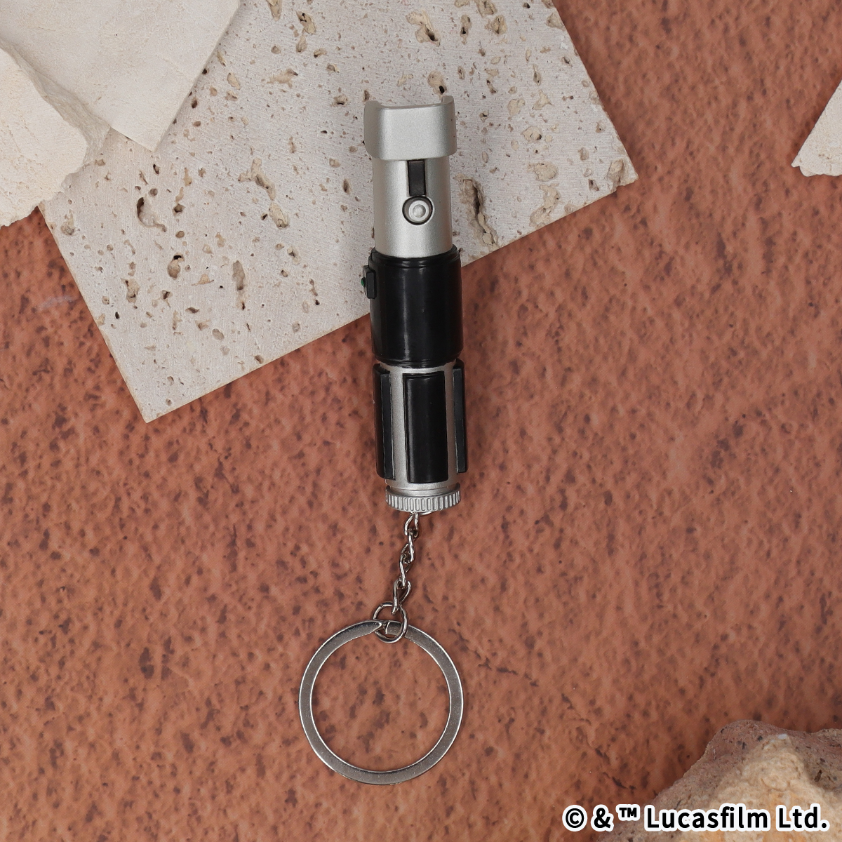 STAR WARS 光るライトセーバーキーリング ヨーダ