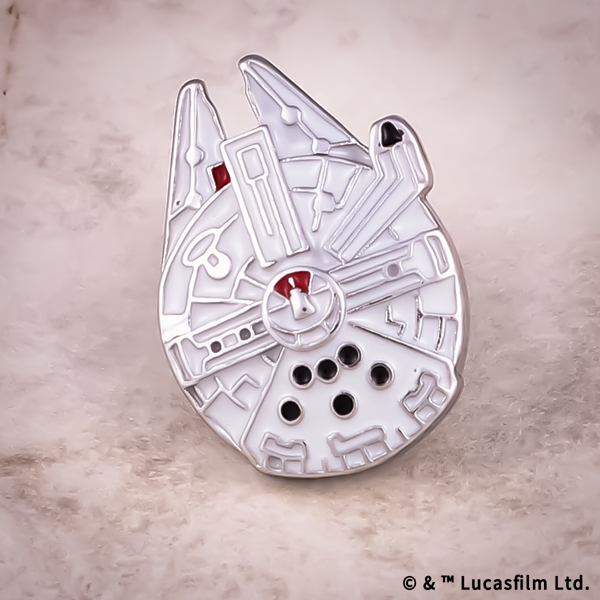 STAR WARS ぷっくりピンバッジ ミレニアム・ファルコン