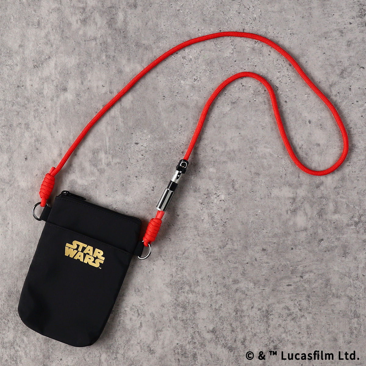 STAR WARS ライトセーバー スマホショルダーバッグ ダース・ベイダー