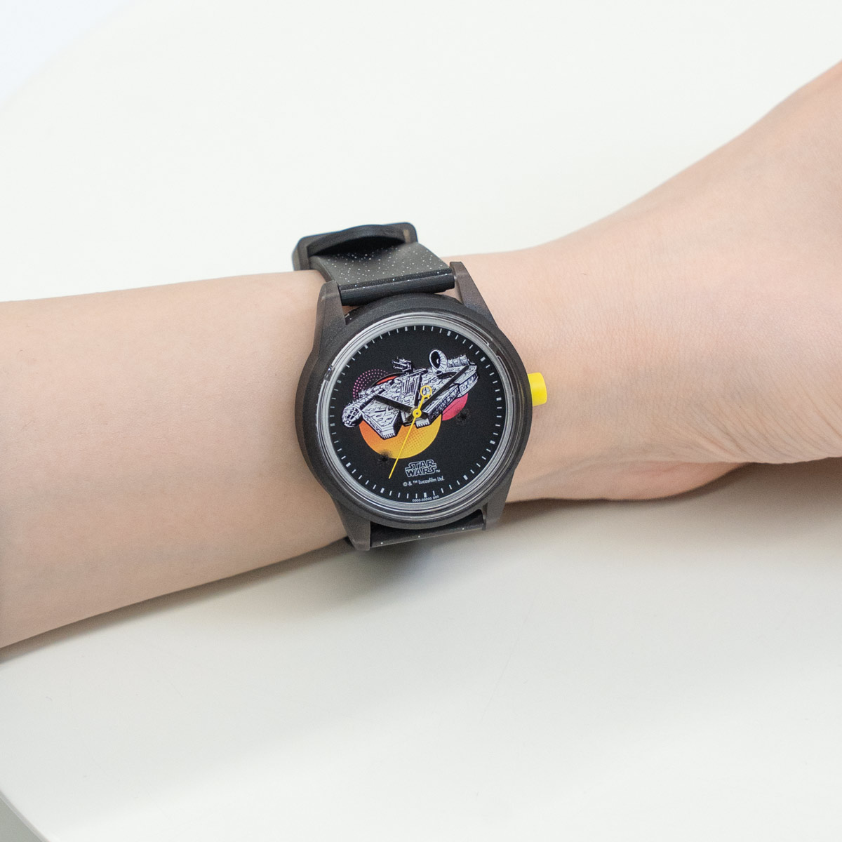 Q&Q SmileSolar STAR WARS Collection Millennium Falcon