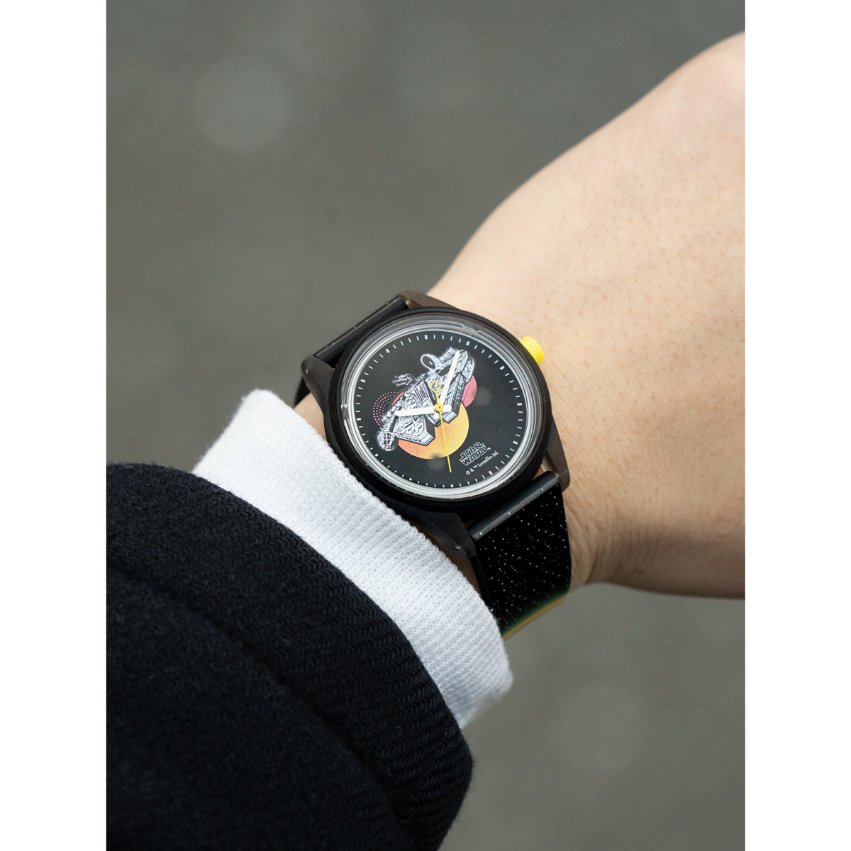 Q&Q SmileSolar STAR WARS Collection Millennium Falcon