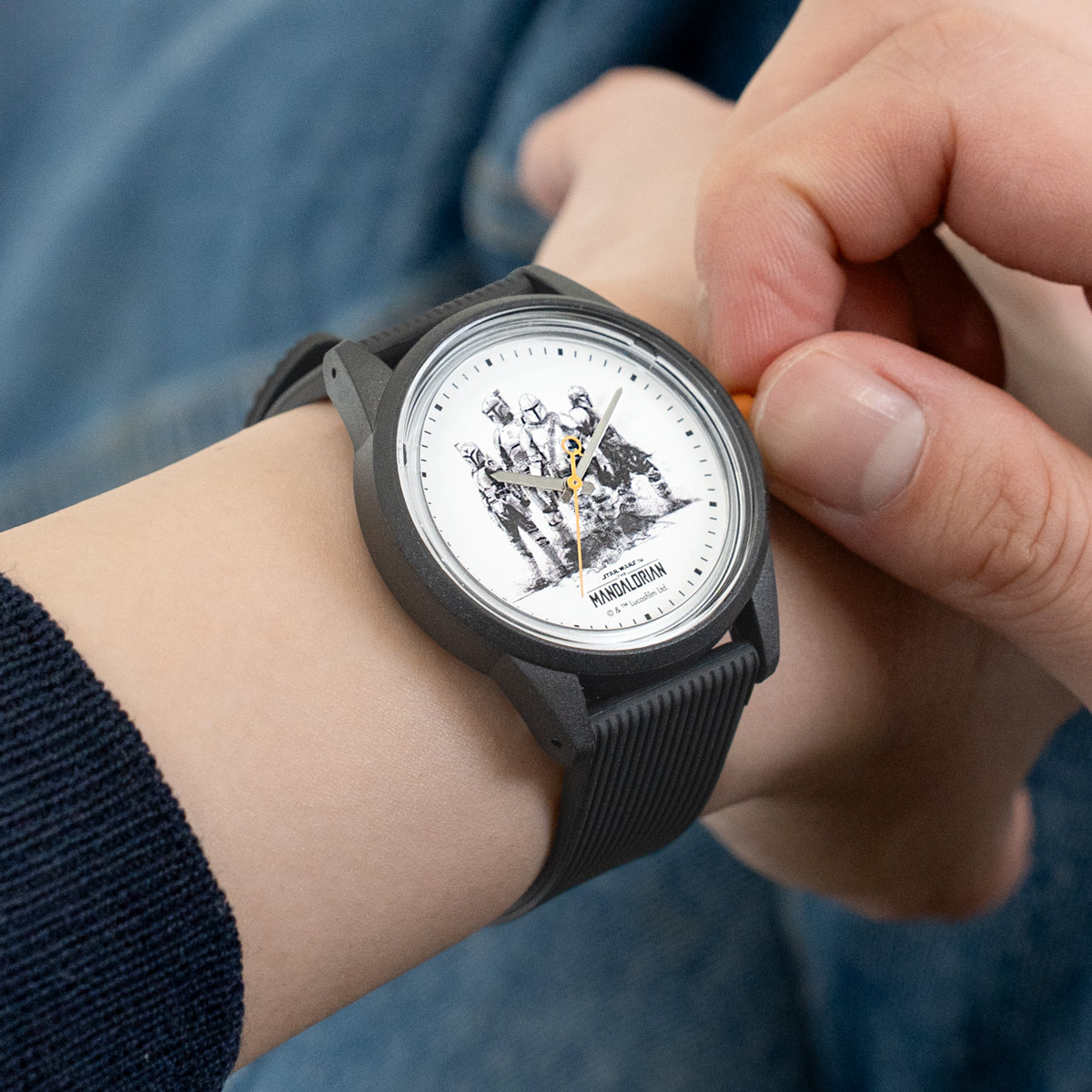 Q&Q SmileSolar STAR WARS Collection MANDALORIAN