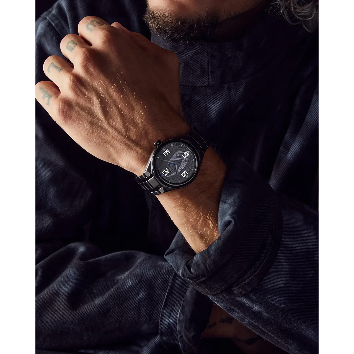 シチズン エコ・ドライブ Mandalorian AW2045-57W