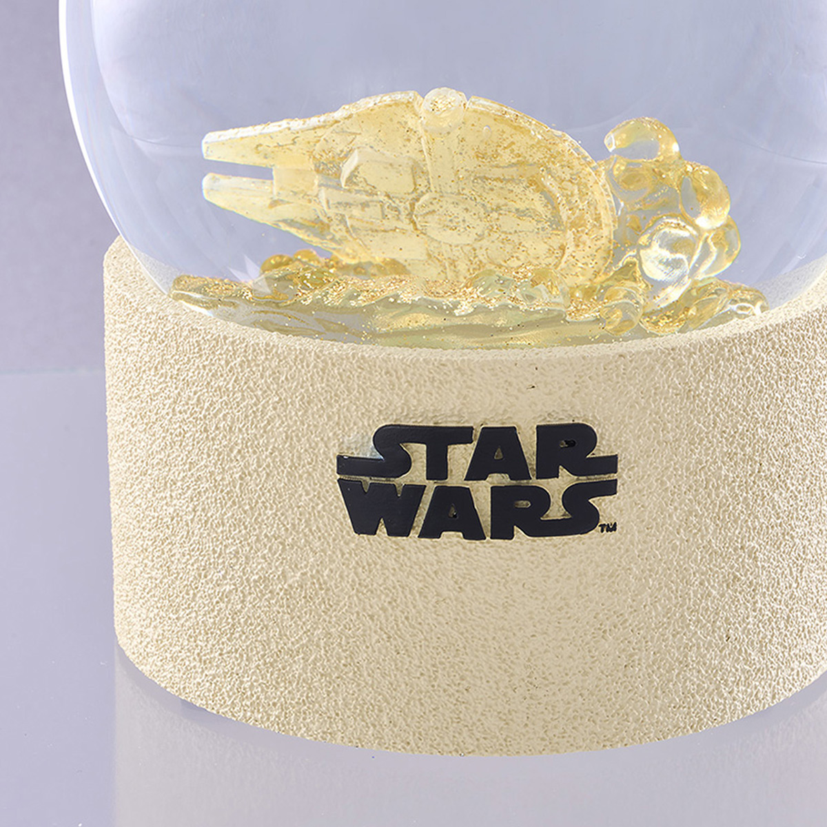 STAR WARS ギミック付スノードーム ミレニアムファルコン（クリアVer.）