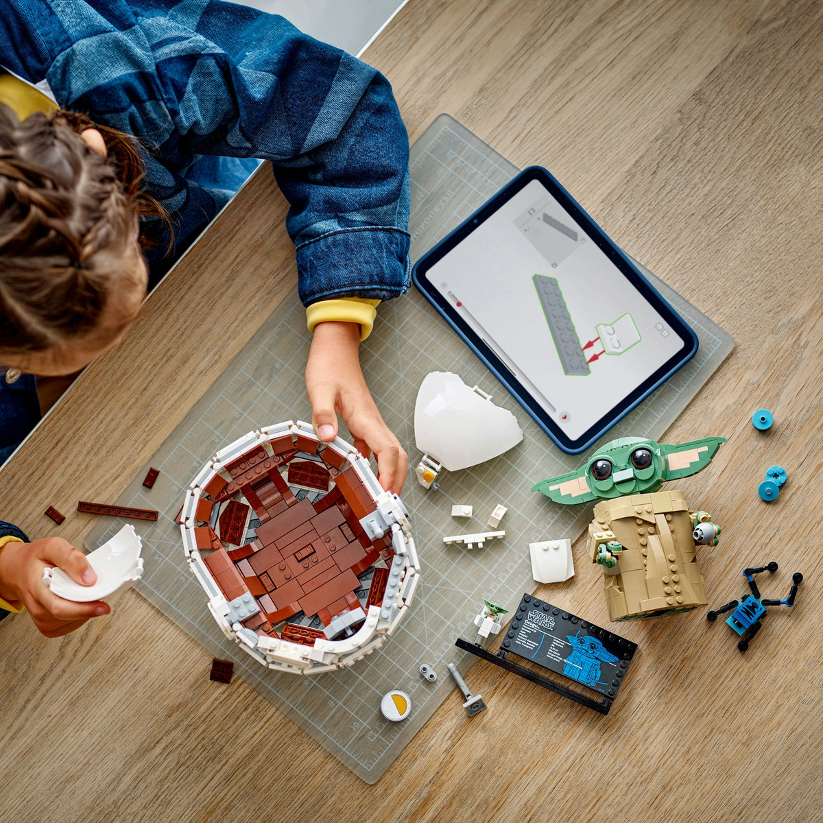 レゴ スター・ウォーズ ホバープラムに乗ったグローグー 75403