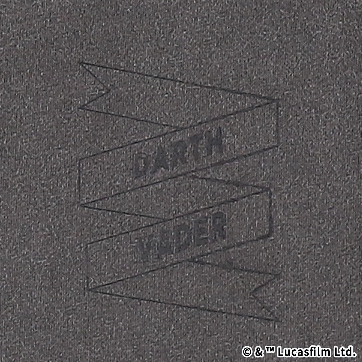 STAR WARSライトセーバーBOX入り 蓄光Tシャツ ダース・ベイダー