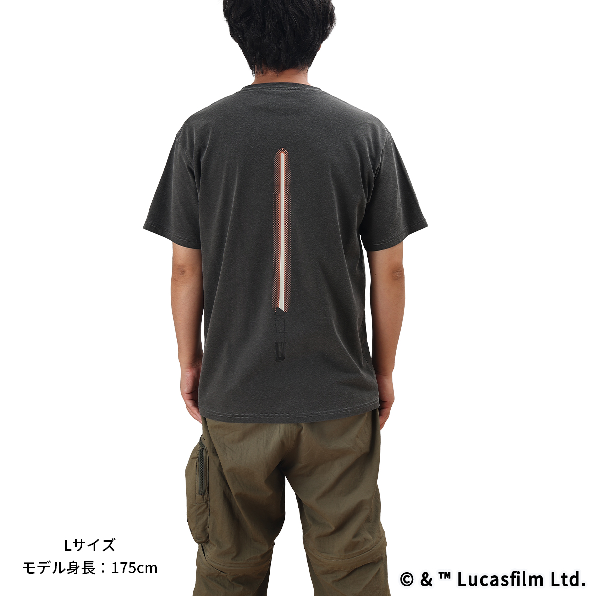 STAR WARSライトセーバーBOX入り 蓄光Tシャツ ダース・ベイダー